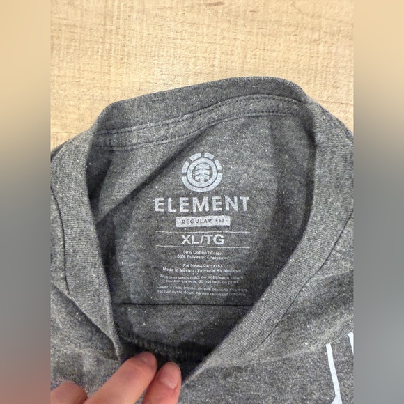 Element T-Shirt - Picture 2 of 4